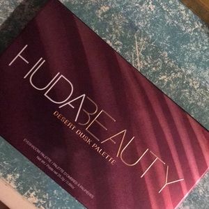 Desert Dusk Palette by Huda Beauty